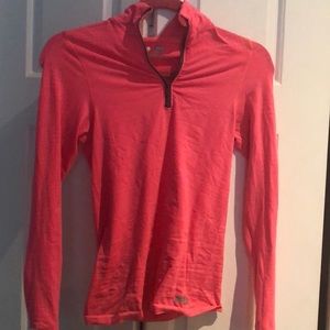 Bright coral running top